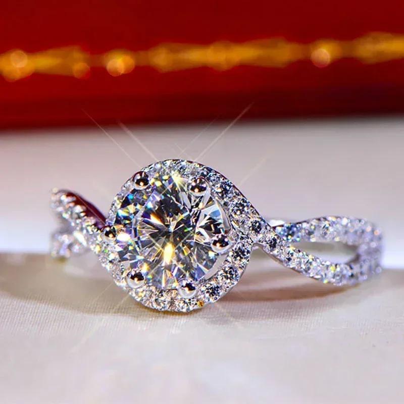 2026 Classic Brilliant Cubic Zirconia Rings for Women Luxury Fashion Finger Accessories Aesthetic Charm Wedding Bridal Zircon