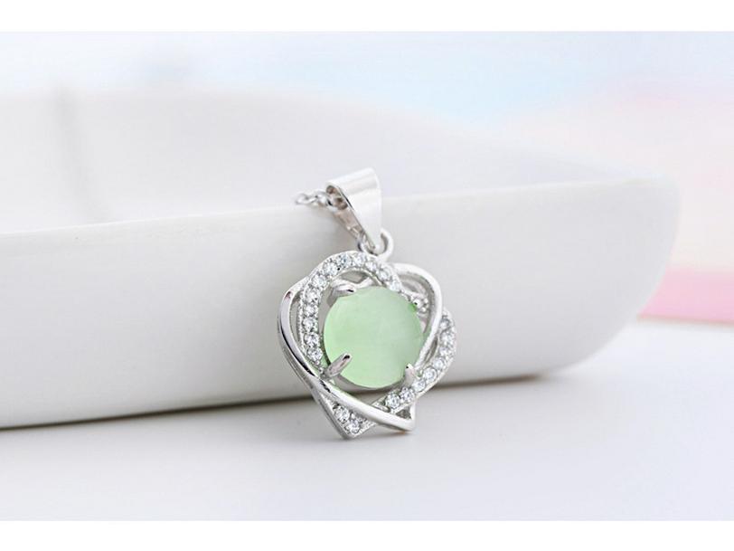 Women's Rose Quartz Clavicle Necklace - Japanese & Korean Fashion Pendant, Valentine's Day Gift