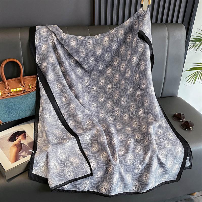 Luxury Brand Scarf Love Cotton Shawl Lady Wrap Large Pashmina Hijab Headband Scarves Islamic Turban Bufanda Foulard Stoles