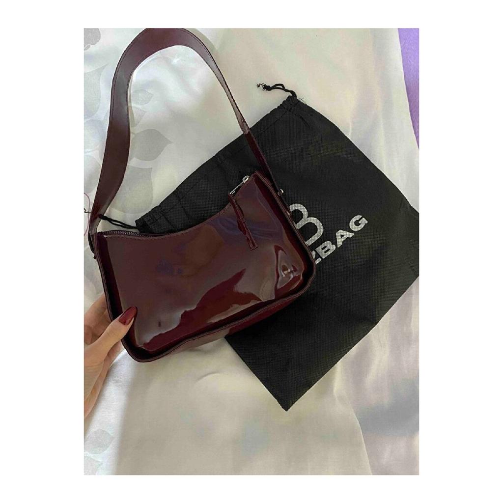 Women's Crocodile Patterned White Baguette Bag