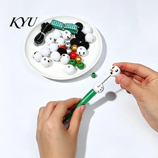 Winter Theme Stationery Supplies 8PCS Christmas DIY Beadable Pens Kit, Snowman Wooden Beads Stationery, Creative Office Desk Accessories Smooth