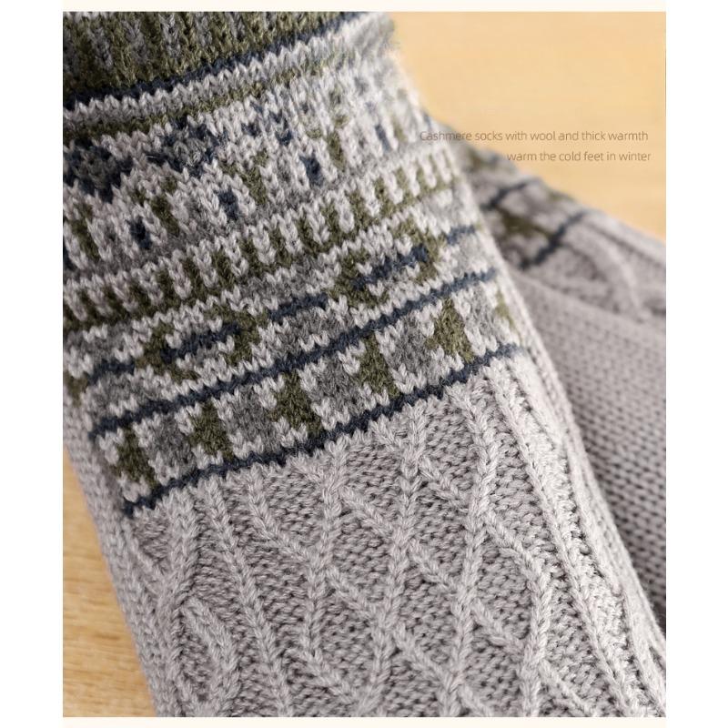 Fall and Winter Floor Socks Home Warm Women Men Socks Snow Socks Sleep Carpet Socks Slippers Socks Men Non-slip Yoga Socks