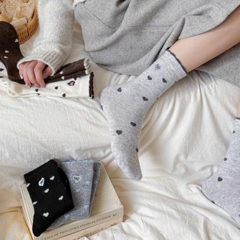 Wool Socks Style Embroidery Love Tube Socks Piles Of Socks Thick Warm Socks