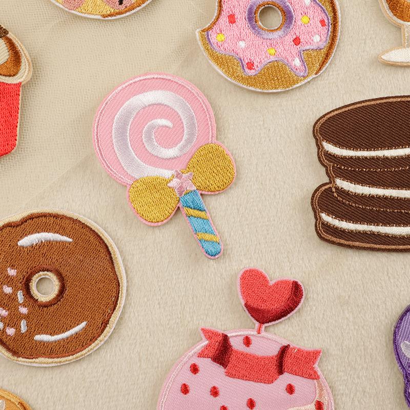 Вышитая этикетка Вышитая наклейка патч наклейка Серия мультяшной еды Аксессуары Аксессуары для одежды DIY тканевая наклейка