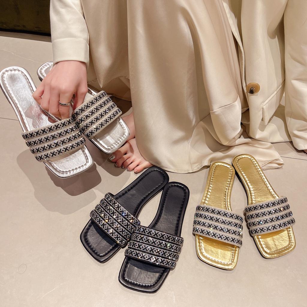 Fairy Wind Sparkling Slippers Women 2024 New Rhinestone Buckle Flip-flops Summer Dress with Beach Sandals