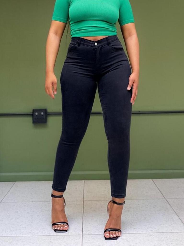 Женские черные и белые джинсы скинни из высокоэластичного денима - Большие размеры