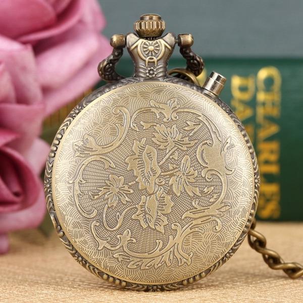 Noctilucent LED Flash Quartz Pocket Watch Unique Bronze/Silver/Gold Steampunk Train Locomotive Engine FOB Luminous Chain Watch Luxury Clock