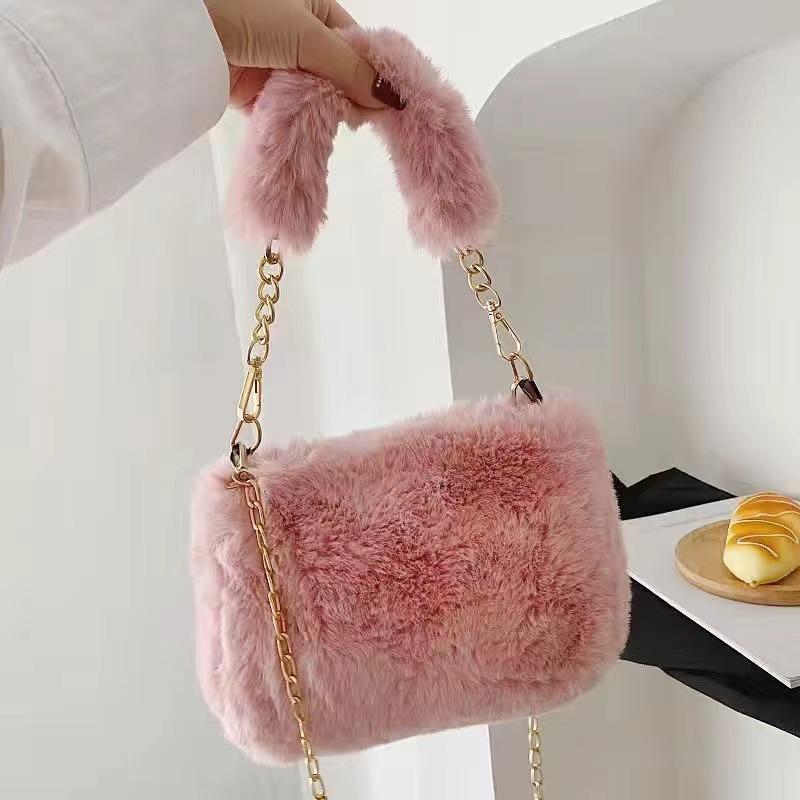 New Plush Bag Fashionable Women's Niche Chain Messenger Bag Fashionable Portable Cute Small Square Bag