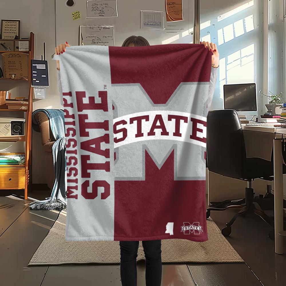 Mississippi State Bulldogs Print Flannel Blanket High Quality Warm Comfortable Cover for All Seasons Perfect for Gifts Home Decor