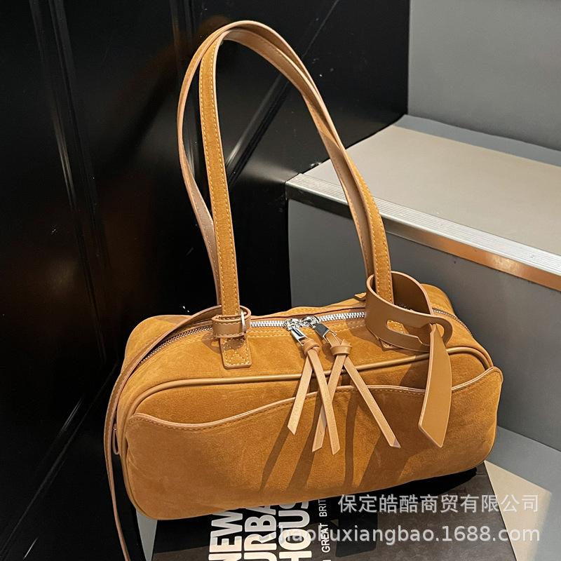 Ретро сумка женская большой вместимости 2025 новая осень и зима универсальная повседневная на плечо подмышку сумка для работы и поездок сумка-подушка