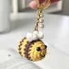 Плюшевая Милая Вязаная Пчела Брелок для Ключей Автомобиля Кавайный Мини-Пчела Подвеска Декор Брелок Держатель Ключей Вечеринка Украшения Подарки Аксессуары для Брелоков