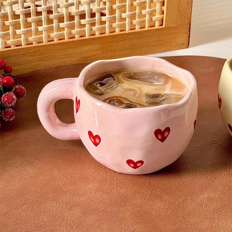 1pcs Hand Painted Love Mug Creative Heart Water Cup Ceramic Milk Mug With Handle Valentine's Day Gift 2026new