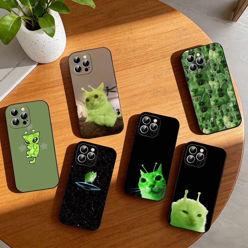 A-alien cat Green Phone Case Silicone Soft For IPhone 17 16 15 14 13 12 11 X XR Plus Pro Max Plus