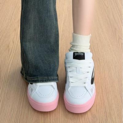 Осенние белые пудровые вставки обувь «кошачий хлеб» женские ретро нишевый дизайн кеды на платформе с нескользящей подошвой для скейтбординга