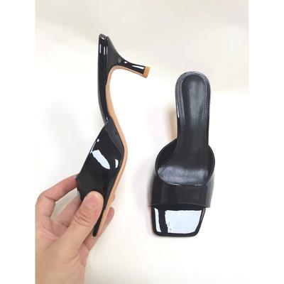 Новый стиль Туфли на высоком каблуке Женские шлепанцы Элегантные Повседневные Шлепанцы с квадратным носком Летняя обувь Zapatos De Mujer Женские дизайнерские сандалии