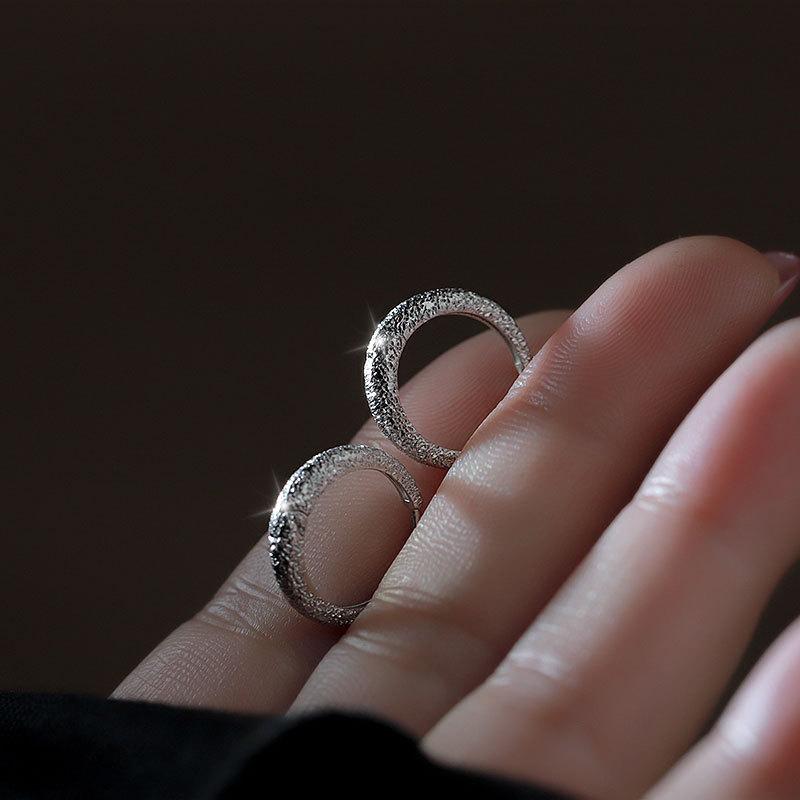 Серьги женские нишевые простые серьги серьги осень и зима новый стиль