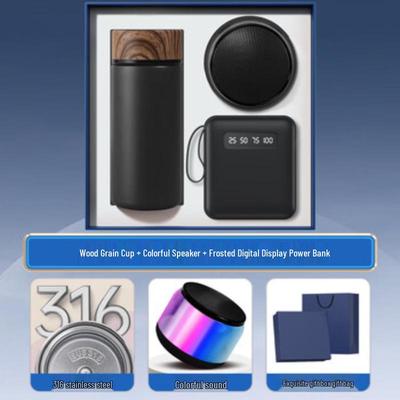 Умный термос в подарочном наборе с Power Bank и колонкой
