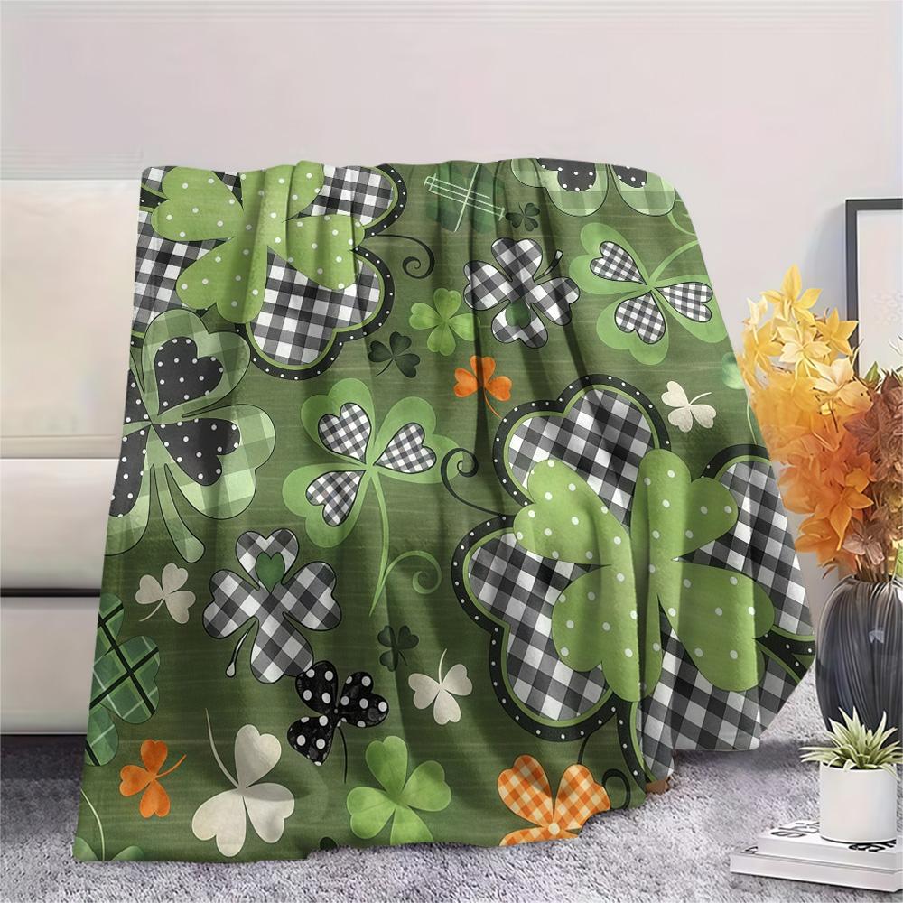1PC Four-leaf clover Print FlAannel Blanket, High quality Comfortable for All Seasons, Home Decor, Warmth and Comfort