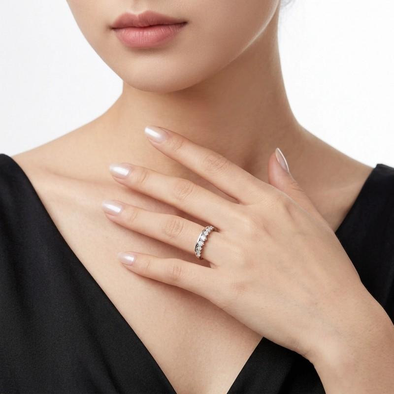 Minimalist Crown Ring Women Sterling 11 Moissanite Stones Hypoallergenic Lightweight Luxury Fashion Jewelry