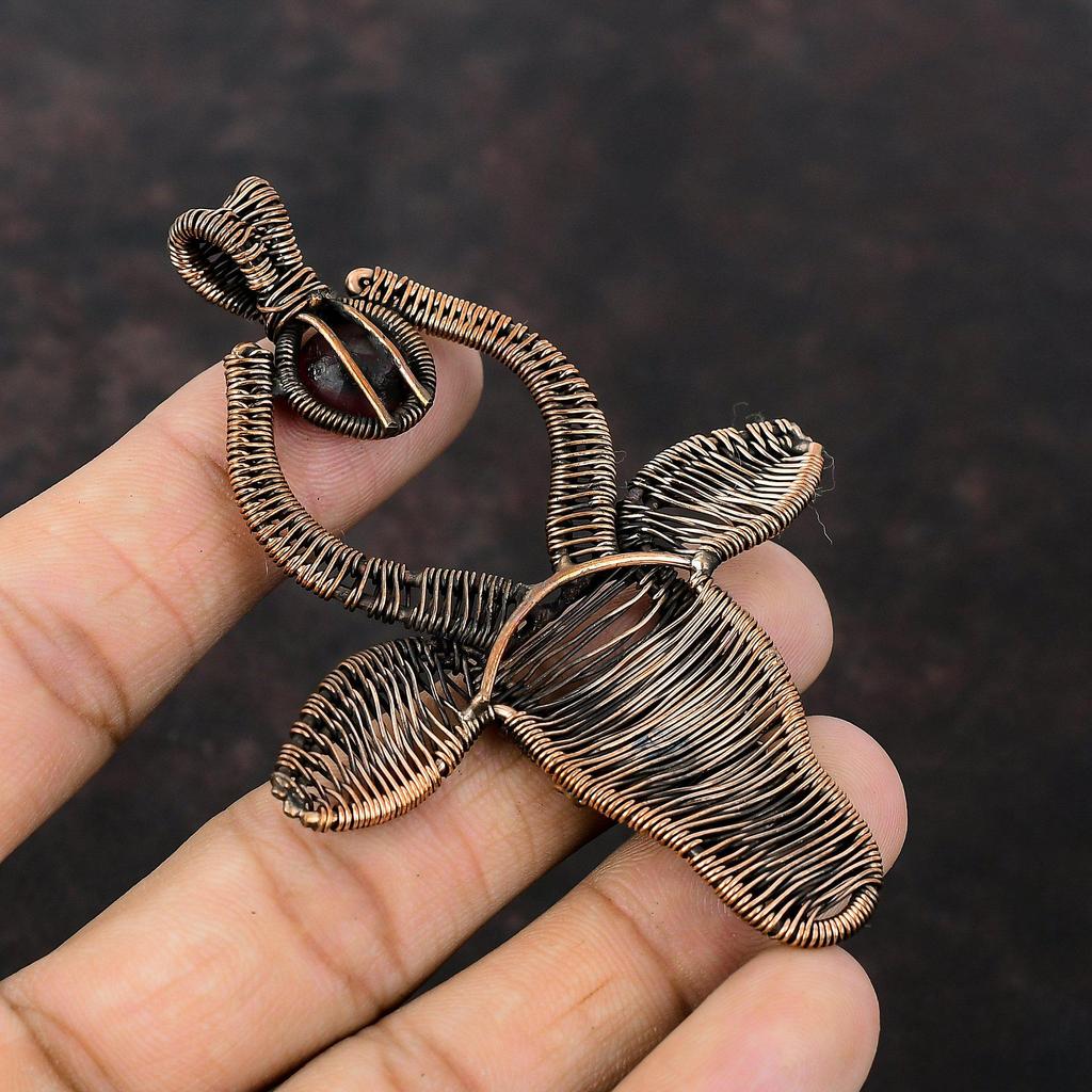 Подвеска из ограненного мозамбикского граната, подвеска из медной проволоки, подвеска ручной работы в виде головы быка, изящное медное ювелирное украшение, подвеска из драгоценных камней, подарок для нее