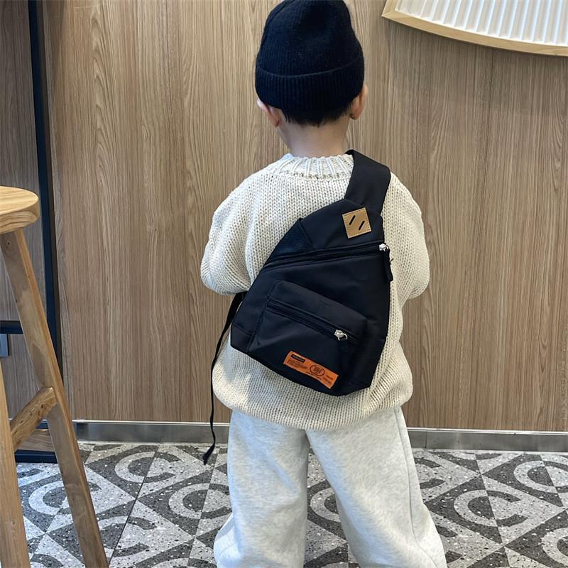 Модная детская наплечная сумка с дизайном в стиле колор-блок для повседневных школьных прогулок