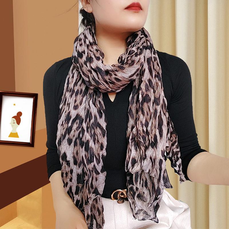 Trendy Gradient Cotton-Linen-Silk Scarf/Shawl for Women - Sun Protection & Dual-Use for All Seasons