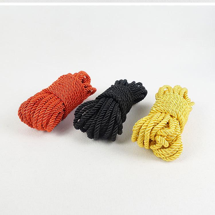 Учебник по пеньковой веревочной бондаж: Эротическое руководство по фиксации и стягиванию с использованием SM-аксессуаров