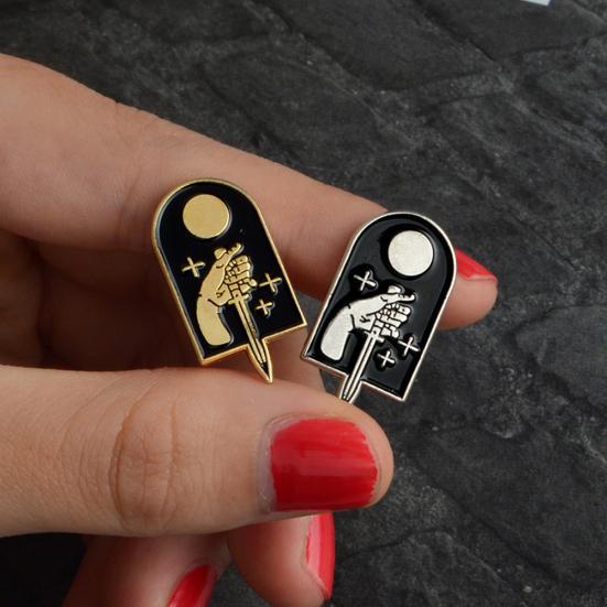 Эмалированная круглая ретро-лунная звезда, кинжал, аксессуар для вечеринки, джинсовая куртка, брошь, булавка