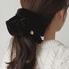 Oar Drop Wide Velvet Cameo Scrunchie [Black]