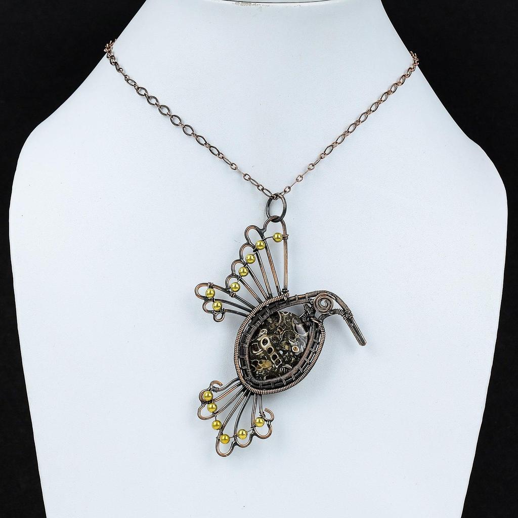 Кулон из агата туррителлы, кулон, обернутый медной проволокой, кулон с драгоценным камнем, кулон в виде птицы, медные украшения, подарок на помолвку, украшения ручной работы в технике wire wrap