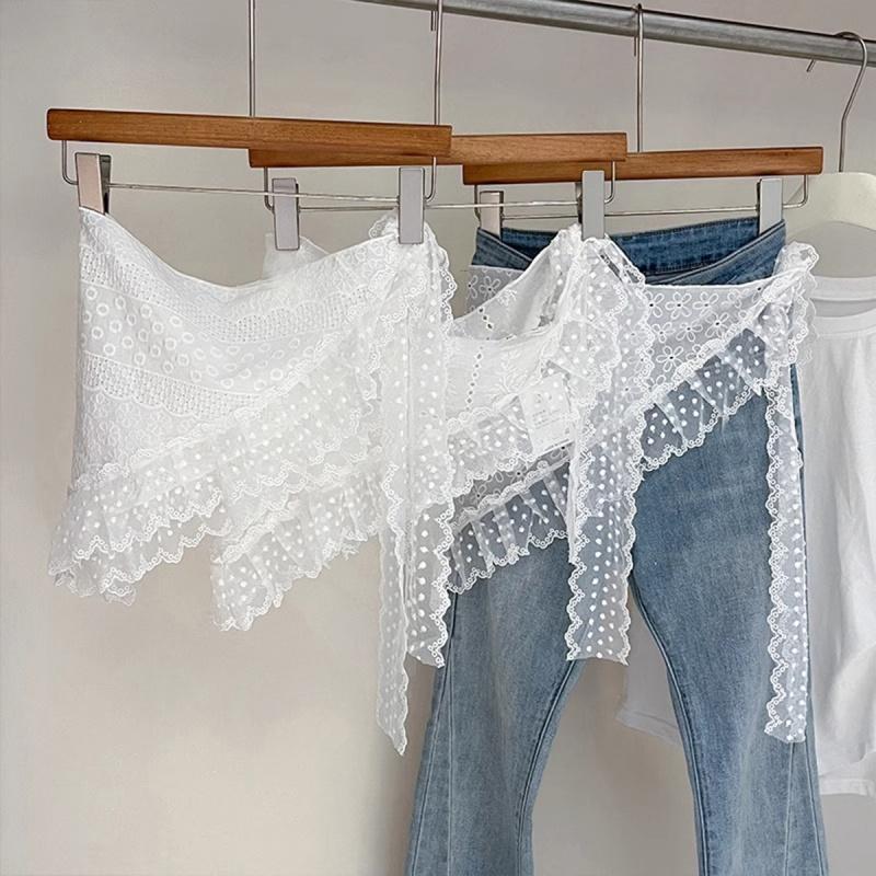 Retro Lace Triangle Headscarf Retro Y2K Embroidered Floral Neck Scarf Crochet Hair Scarf Bandanas for Women Girls Lace Kerchief