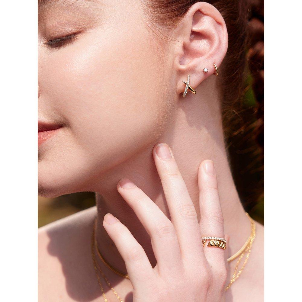 Kiss Twist Pave 925 Silver Stud Earrings E057-03G