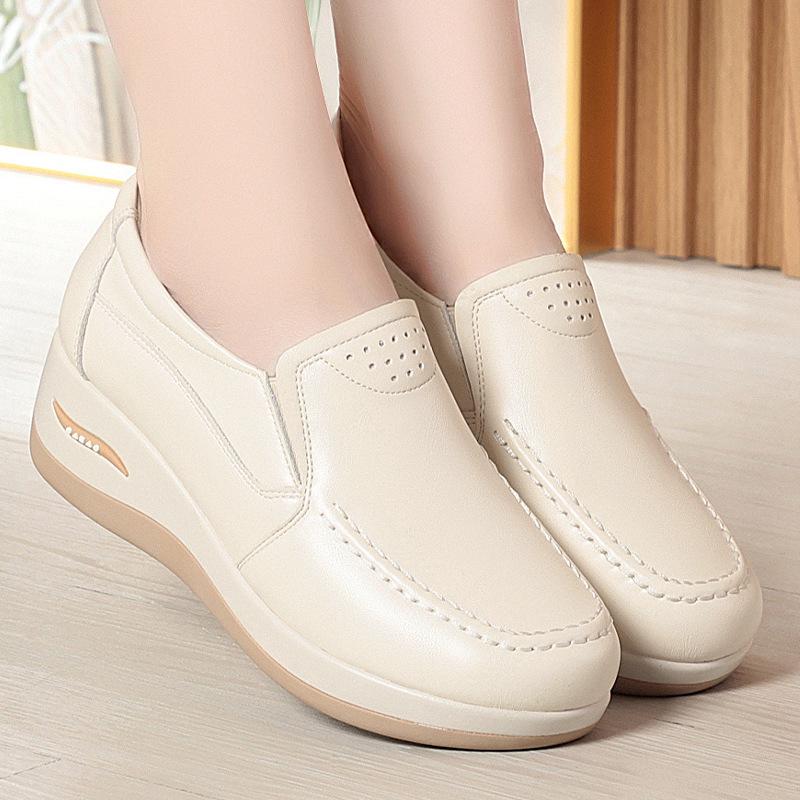 Spring and Autumn New Soft-soled Shoes, Casual Leather Shoes, Comfortable Single Shoes, Wedge Heels, Ladies' Platform Shoes