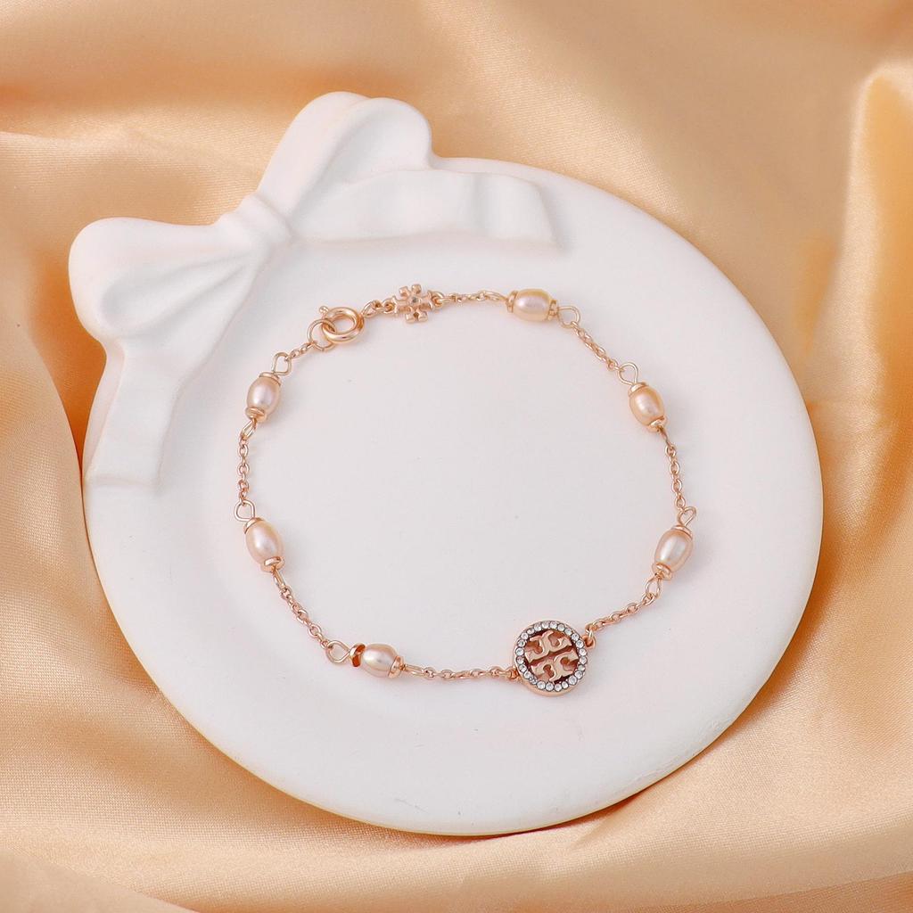 Браслет с логотипом Double T и паве из жемчуга - Латунь, Позолоченный, Легкая роскошь