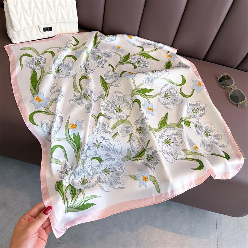 70cm Scarf Soft Satin Women Summer Shawls And Wrap Hijab Scarves Femme Pashmina Echarpe Designer Beach Stole Bandana