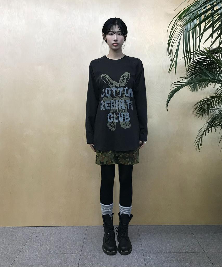 Raglan T-shirt COTTONREBIRTHCLUB с кроликом (Древесный уголь)