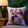 Аниме K-Kpop Охотники на демонов Наволочка Плюшевая ткань Мягкая Двусторонняя печать Дом Диван Высокое качество Наволочка Накидка