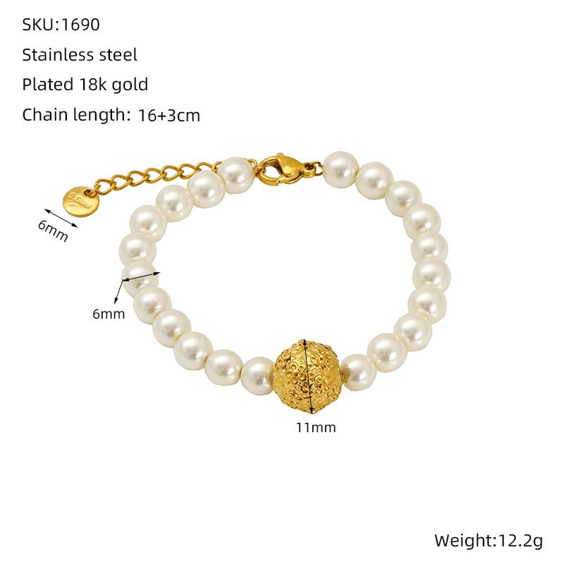 European and American fashion, handmade pearl necklace and bracelet set, simple and elegant design, women's style