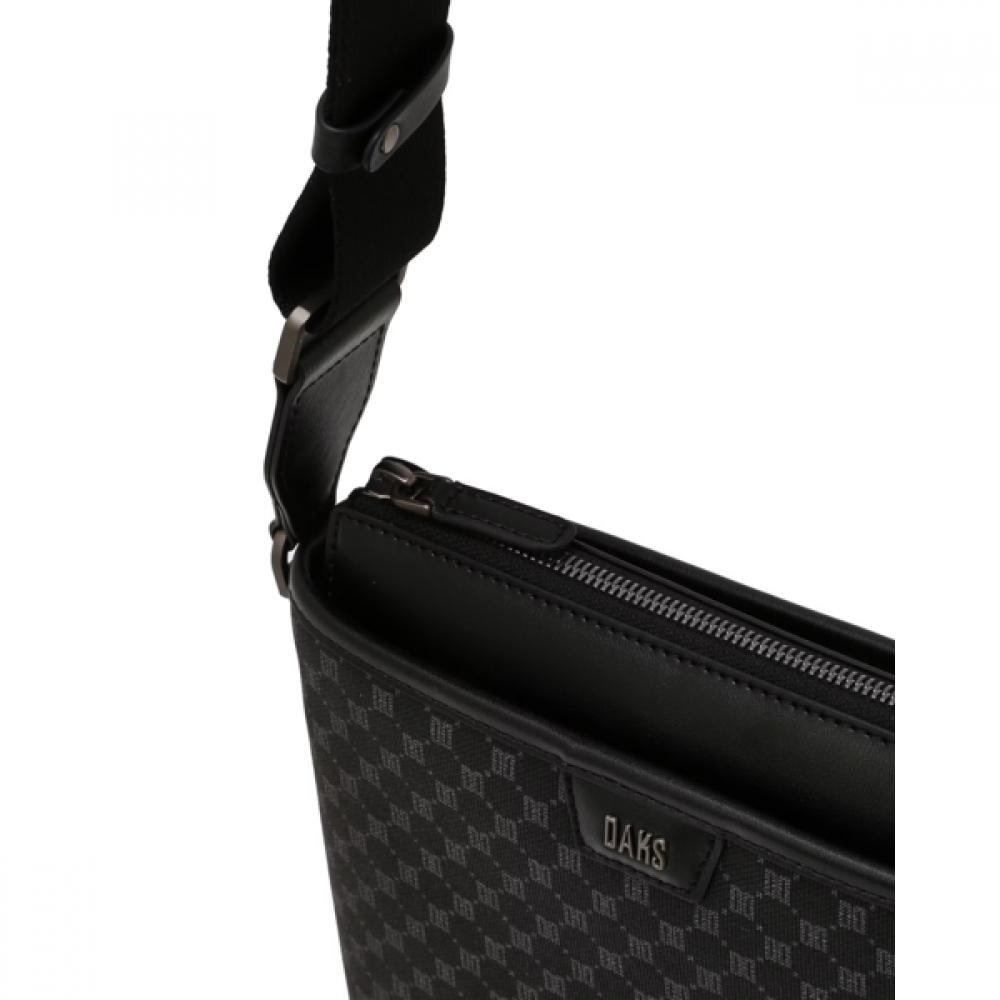 Daks Black Dd Logo Leather Crossbody Bag Dbba6e471bk