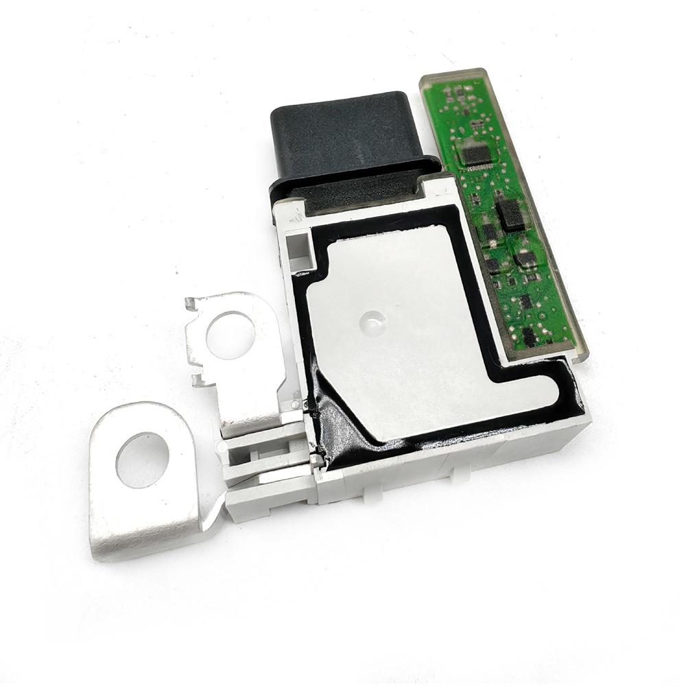 Блок предохранителей аккумулятора Модуль напряжения 28236841 Для Citroen C4 Picasso Peugeot 3008