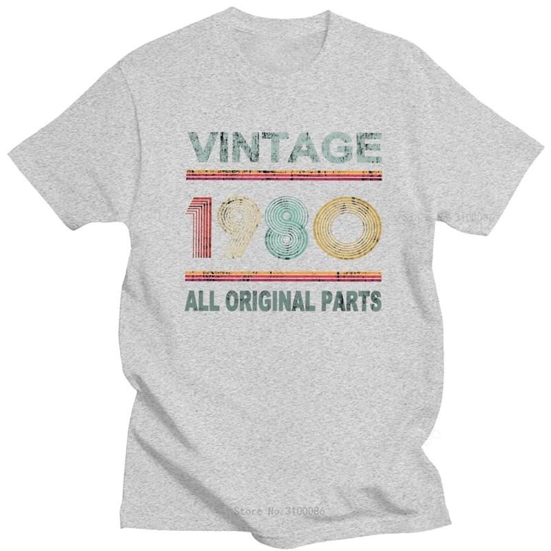 Classic Vintage Born In 1980 Tshirt Unisex Short Sleeve All Original Parts Tee Shirt 40 Years Old 40th Birthday Gift Cotton Tshirt