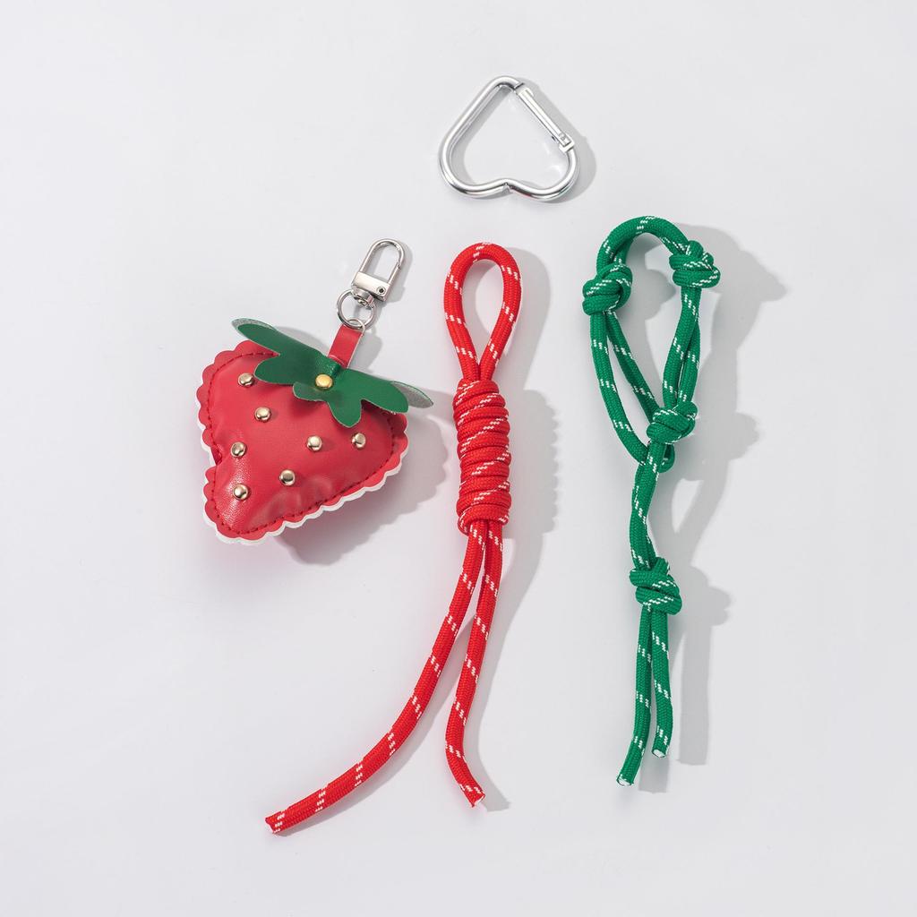 1 шт. Подвеска для сумки Резаная клубника для женщин Пара Украшение для автомобиля Ювелирное изделие Подарок Аксессуары Подвеска для рюкзака CLE