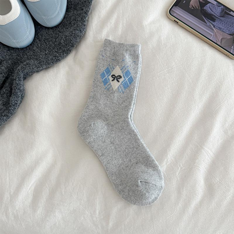 Женские осенне-зимние утолщенные теплые винтажные носки с ромбовидным узором и бантом из шерстяного ворса