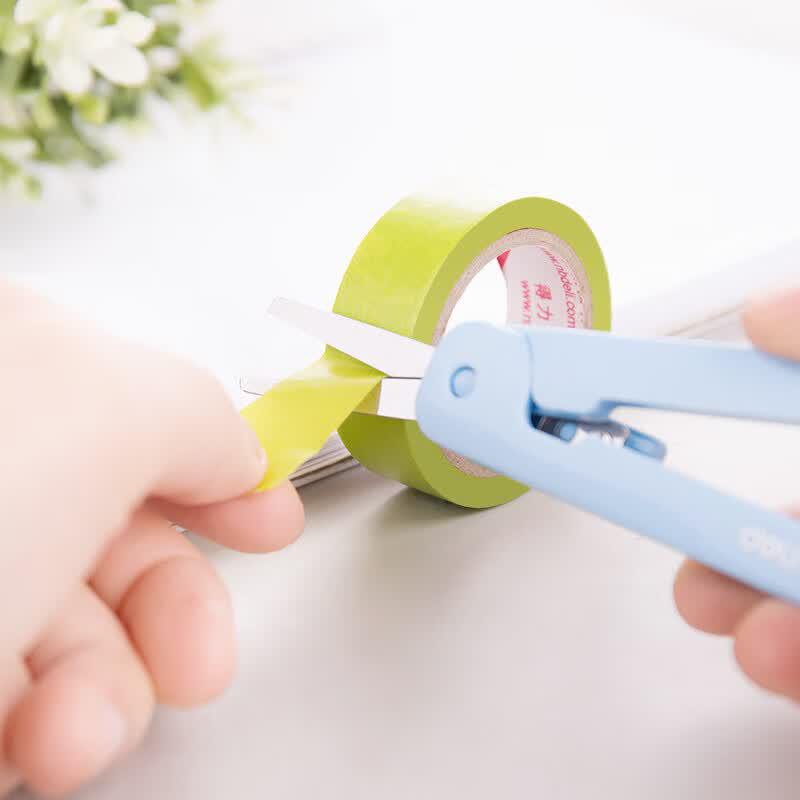 Deli 6072 Cartoon Safety Scissors