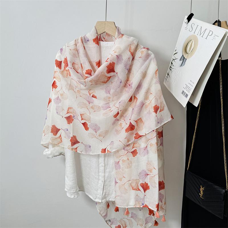 Winter Bohemina Ethnic Floral Viscose Shawl Wrap Lady Thin Scarves Fashion Tassel Pashmina High Quality Foulard Hijab Sjaal