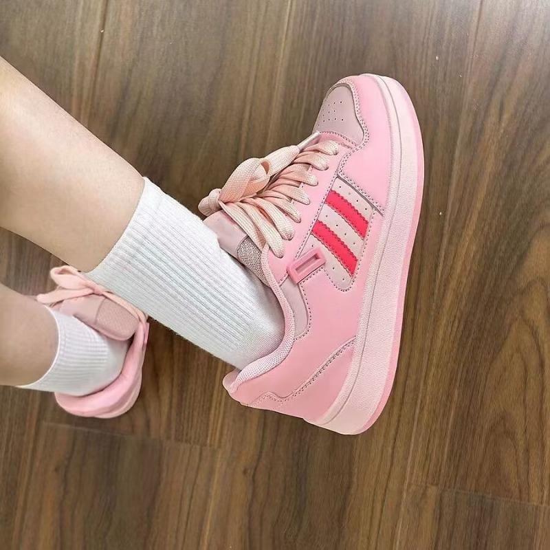 Модные Ретро Женские Кроссовки с Низким Верхом 2024 Осень Новые Простые Универсальные Кеды Однотонные Нескользящие Женские Вулканизированные Кроссовки