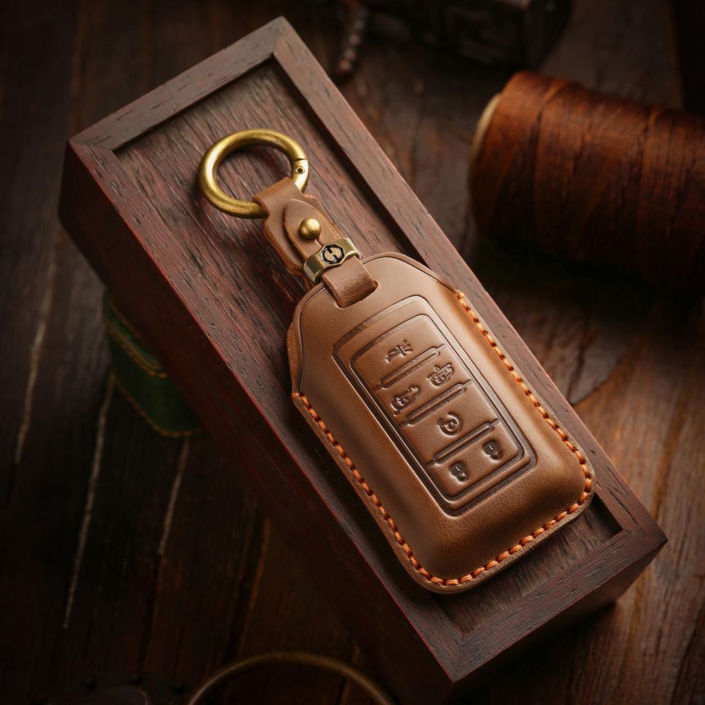 The Retro Key Cover Is Suitable for The New Jeep Jeep Grand Cherokee New Energy Imported Version Car Key Leather Bag.