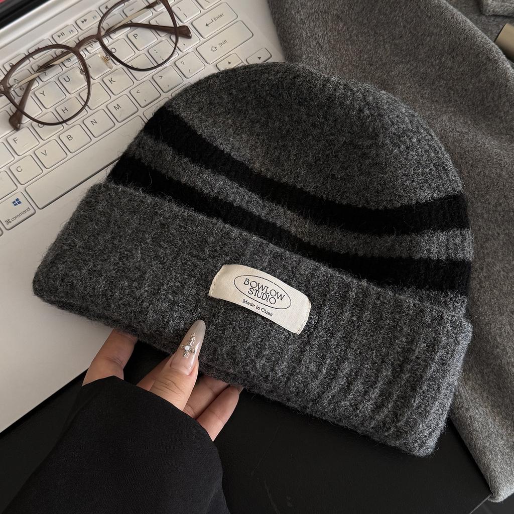 New autumn and winter windproof wool hat women's big head circumference shows face small wool knitted hat