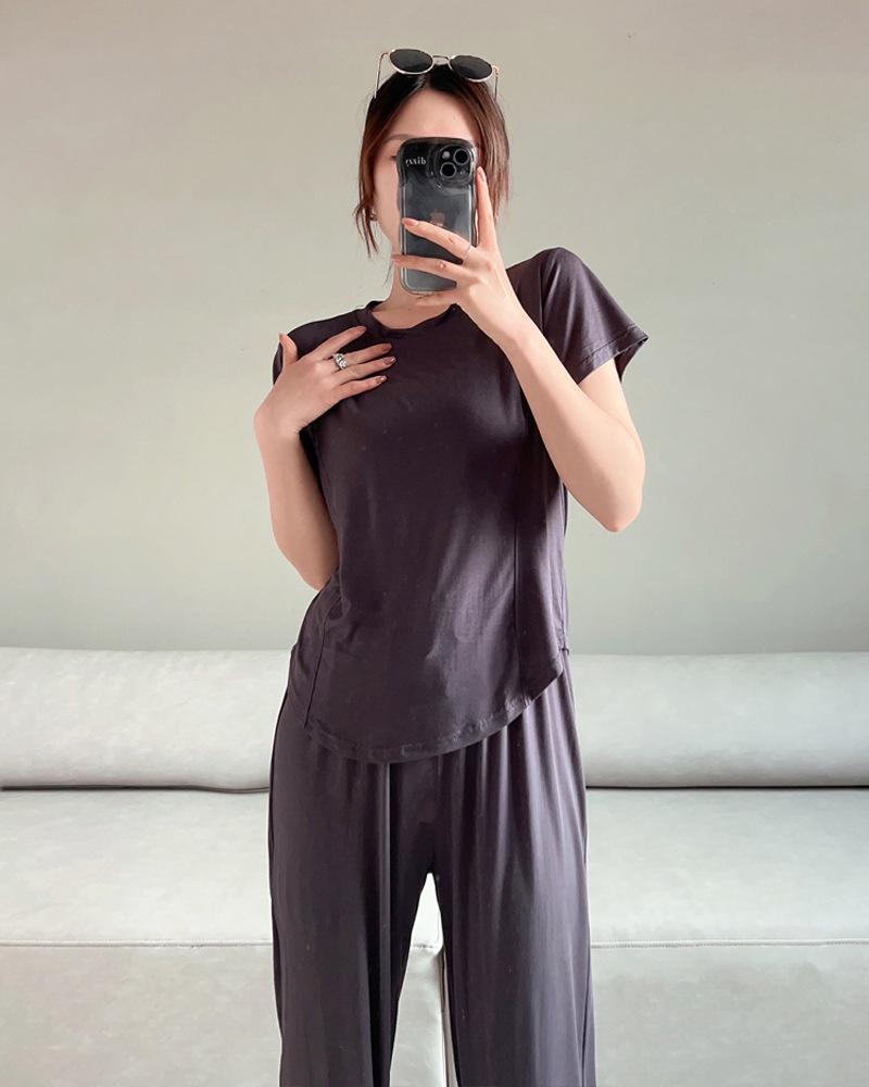 Женская футболка из модала с коротким рукавом - модная, универсальная, стройнящая летняя блузка