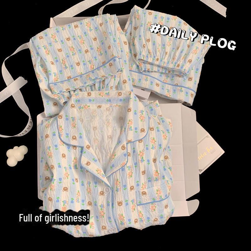 Летняя хлопковая пижама в клетку с цветочным принтом: Женский комплект из трех предметов с коротким рукавом в японском стиле - милая домашняя одежда в стиле интернет-знаменитостей.